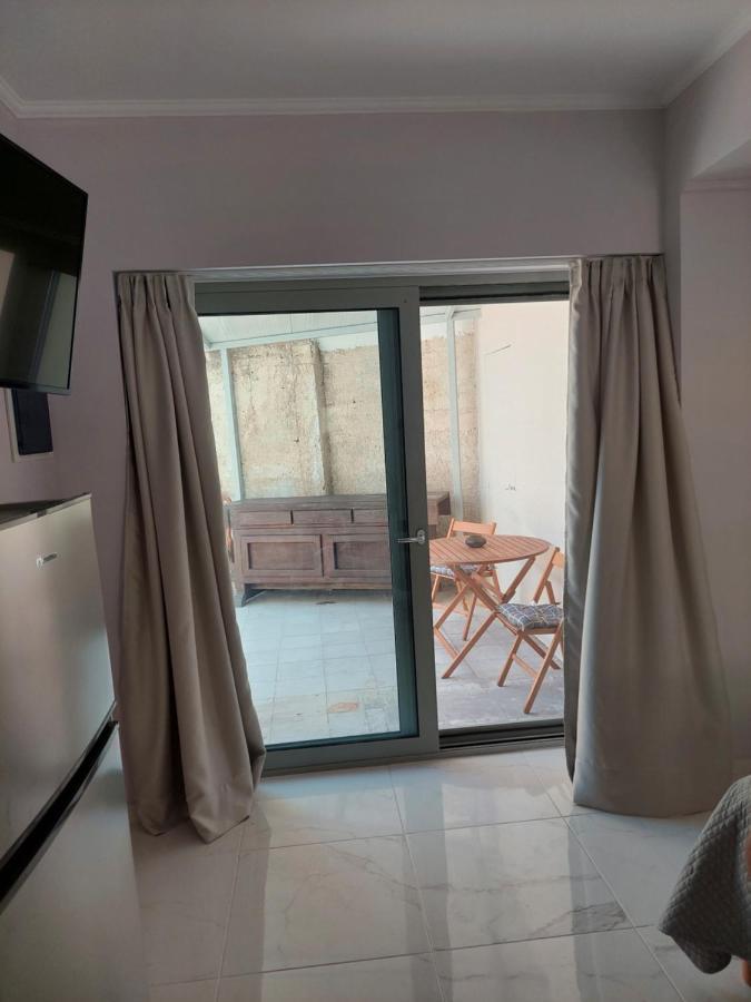 Alexandra'S Apartments - Port Of Zante מראה חיצוני תמונה