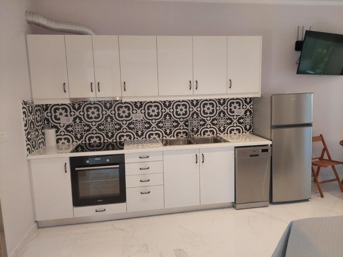 Alexandra'S Apartments - Port Of Zante מראה חיצוני תמונה